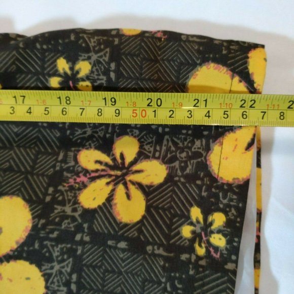 The Simpsons Calhoun Sportwear XXL Extra Extra Large Floral Green Yellow Shorts - Picture 10 of 11